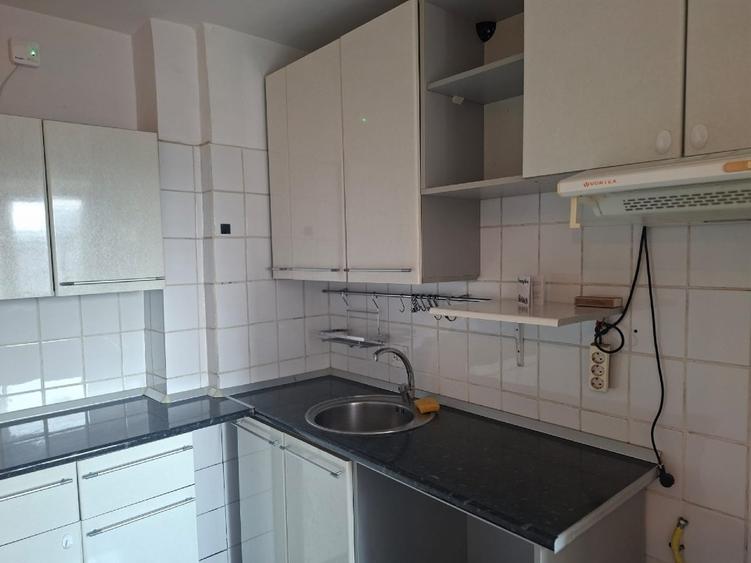 Apartament cu 2 camere decomandat în Moșilor