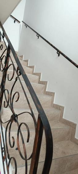 Casă cu 3 camere cu Teren 150 Mp în Valea Lupului