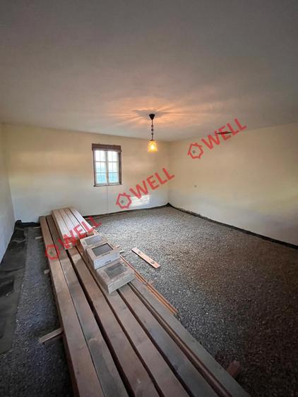 Casă cu 7 camere cu Teren 1785 Mp în Covasna