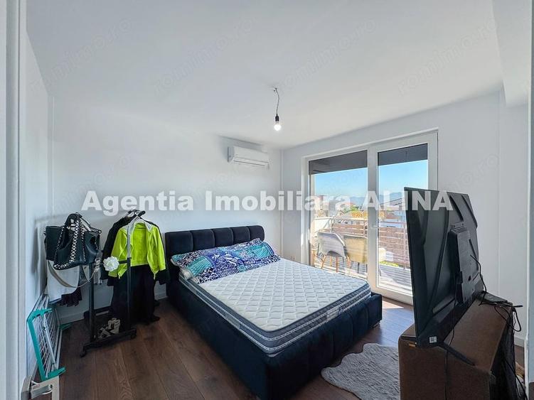 Apartament cu 2 camere decomandat în 22 Decembrie