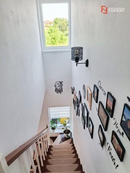 Duplex cu 3 camere decomandat cu Canalizare în Bucovăț (Remetea Mare)