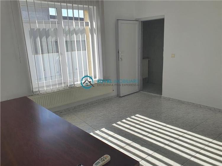 Birou, de 36.209999084473 mp, în Gheorghe Doja