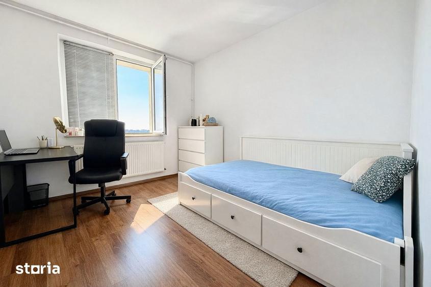Apartament cu 3 camere decomandat, mobilat în Tei