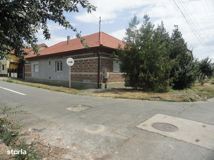 Casă cu 4 camere în Gai