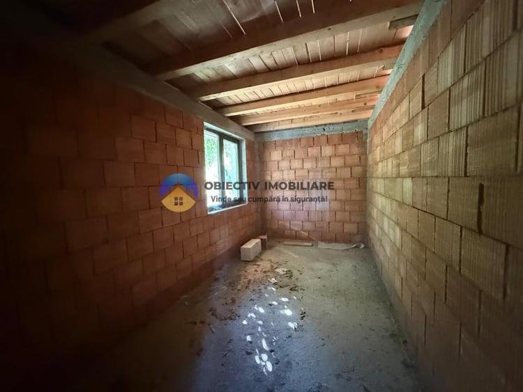Casă cu 3 camere cu Teren 1400 Mp în Ciritei