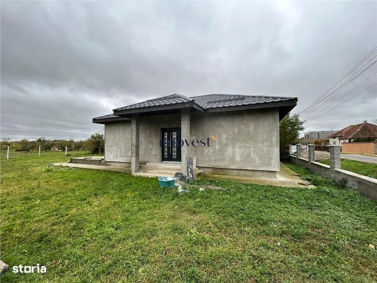 Casă cu 3 camere în Nisipeni