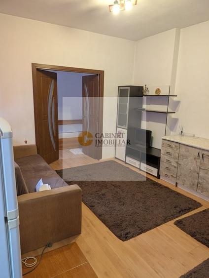 Apartament cu 2 camere semidecomandat, mobilat în Titulescu