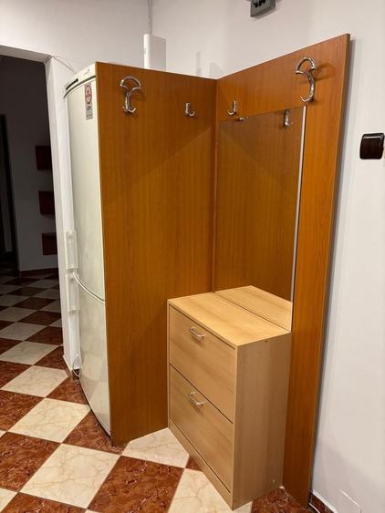 Apartament cu 3 camere, mobilat în Lacul Tei