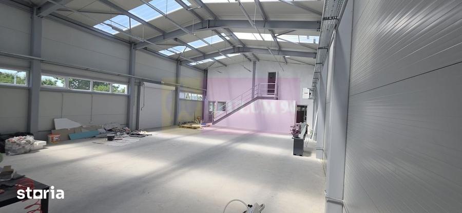 Spațiu comercial, de 200 mp, în Florești