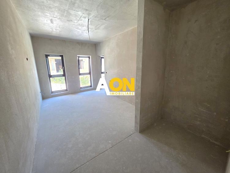 Duplex cu 4 camere cu Canalizare în Cetate
