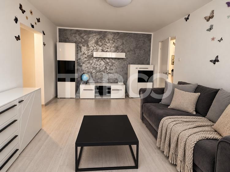 Apartament cu 2 camere semidecomandat, mobilat în Mihai Viteazul