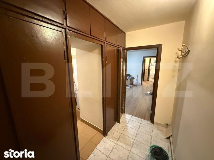 Apartament cu 2 camere semidecomandat în Calea București