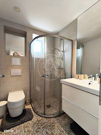 Apartament cu 4 camere decomandat în Ultracentral