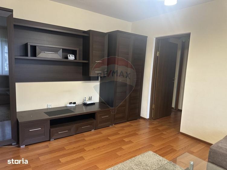 Apartament cu 2 camere semidecomandat în Mărăței