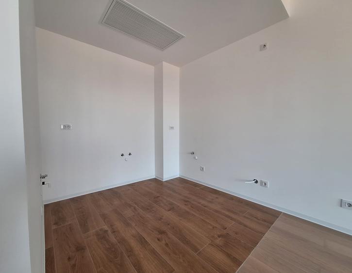Apartament cu 2 camere semidecomandat în Barbu Văcărescu