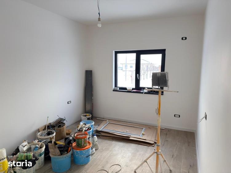 Casă cu 4 camere cu Teren 288 Mp în Torontalului