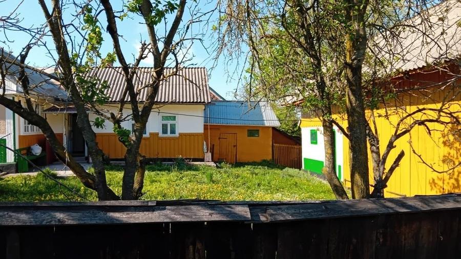 Casă cu 3 camere în Bălcăuți