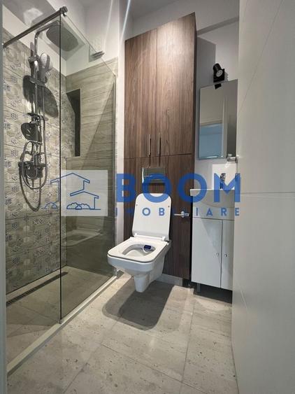 Apartament cu 3 camere decomandat, mobilat în Central