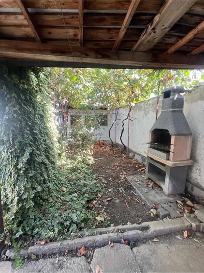 Casă cu 2 camere cu Teren 220 Mp în Schela