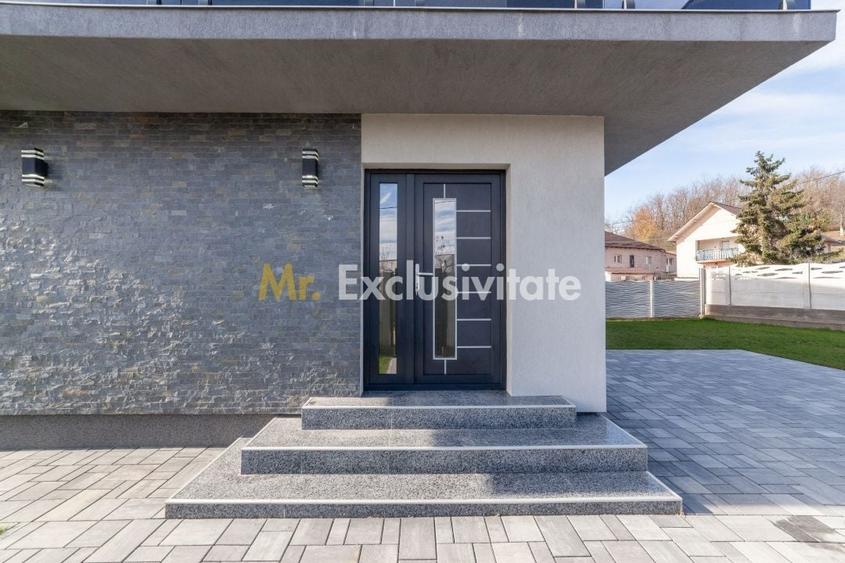 Casă individuală cu 4 camere cu Canalizare în Argeșelu
