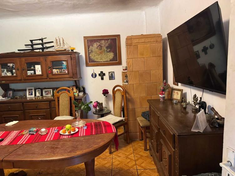 Casă cu 4 camere în Sud