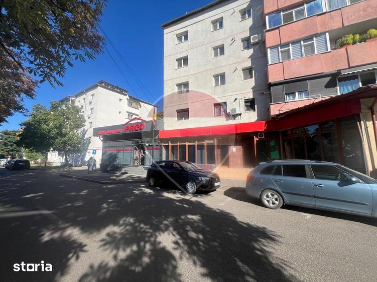 Spațiu comercial, de 120 mp, în Central