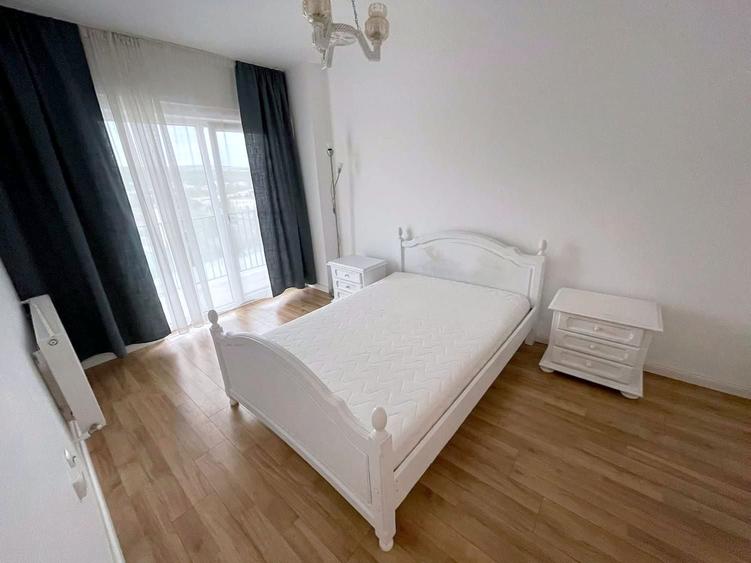 Apartament cu 2 camere semidecomandat, mobilat în Mărăști