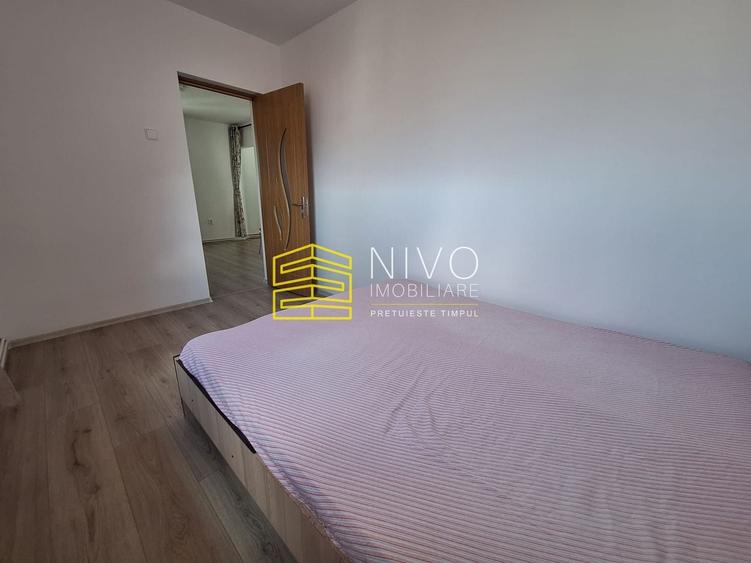 Apartament cu 3 camere semidecomandat, mobilat în Ady