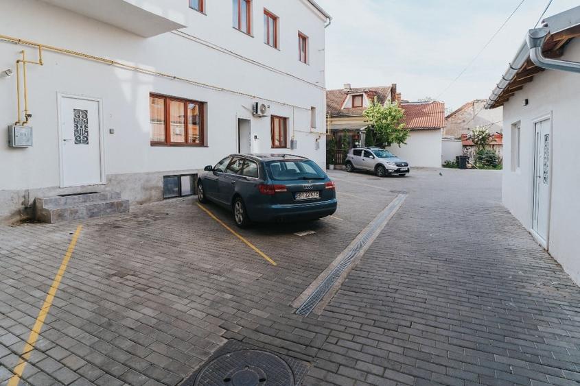 Birou, de 62 mp, în Ultracentral