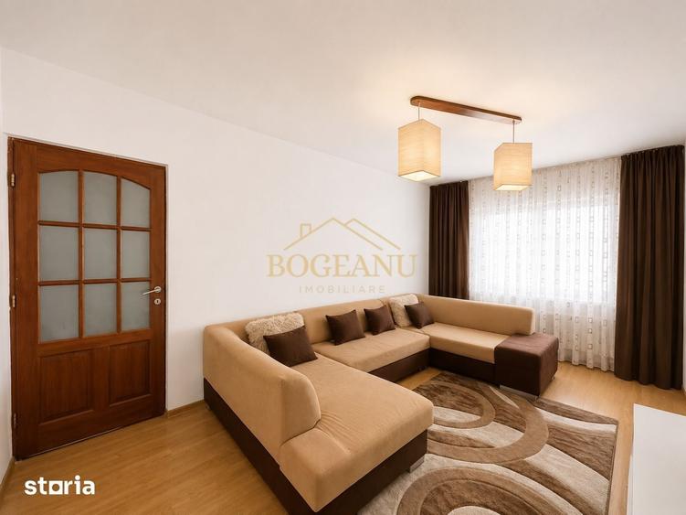 Apartament cu 3 camere decomandat în Torontalului