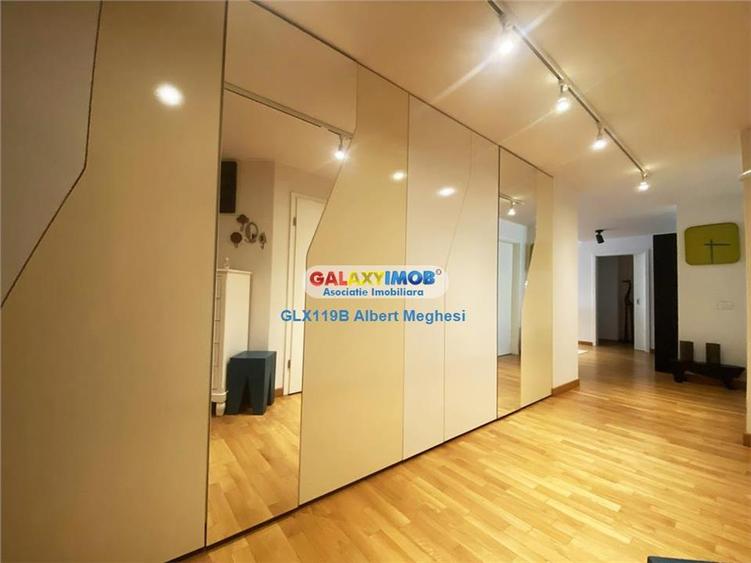 Apartament cu 5 camere semidecomandat în Herăstrău