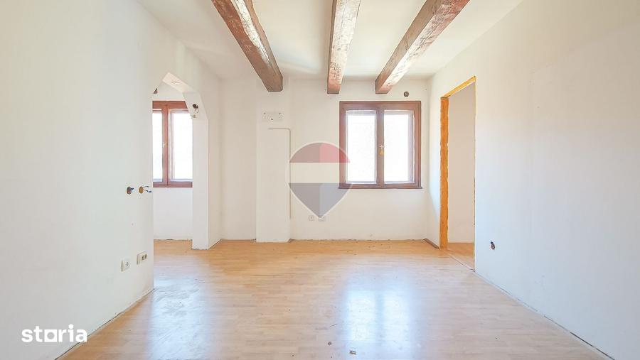 76 mp in Centrul Istoric pre? competitiv ?i poten?ial de renovare - 9