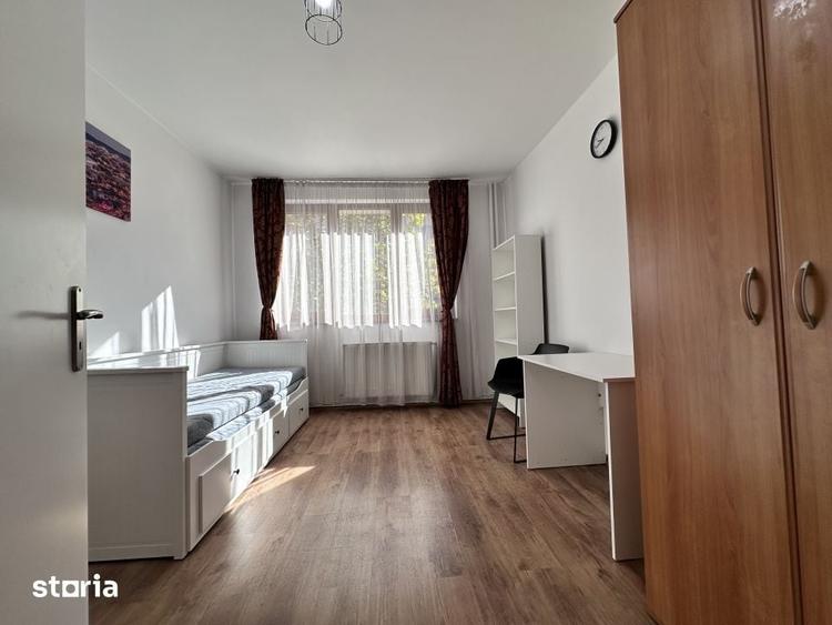 Apartament cu 3 camere decomandat în Gruia