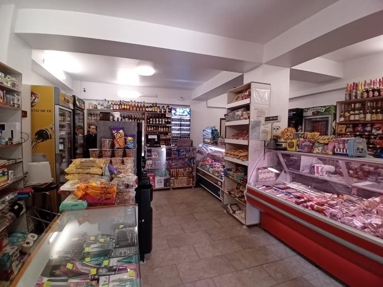 Spațiu comercial, de 300 mp, în Exterior Sud