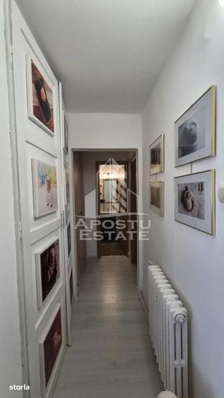 Apartament cu 4 camere decomandat în Rișca