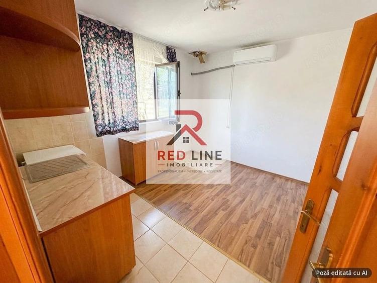 Casă cu Teren 9881 Mp în Dudașu