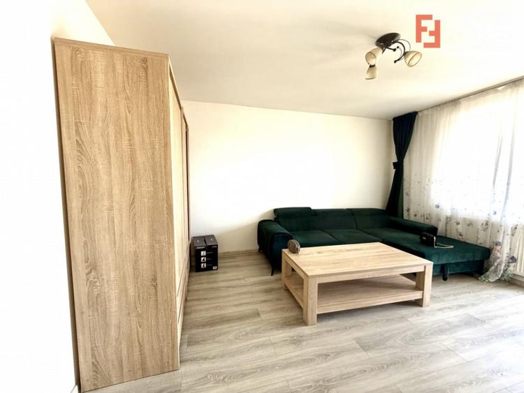 Apartament cu 2 camere decomandat în Bucovina