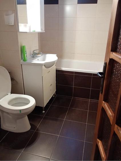 Apartament cu 3 camere decomandat în Mehala
