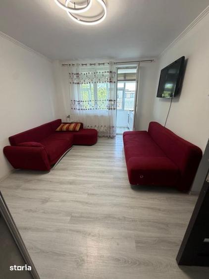 Apartament cu 3 camere în Calea București