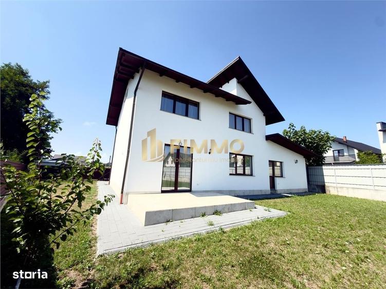 Casă cu 4 camere în Central