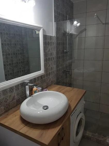 Apartament cu 2 camere semidecomandat în Big