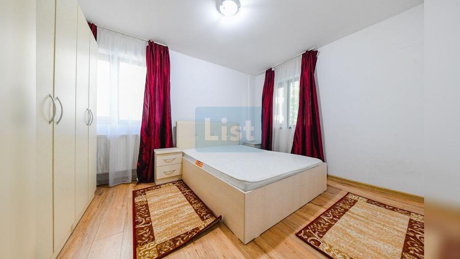 Apartament cu 3 camere semidecomandat în Între Lacuri