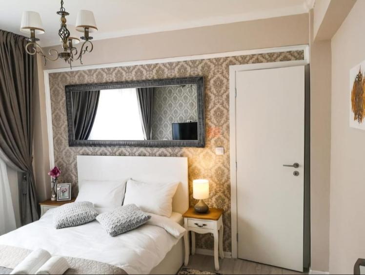 Apartament cu 2 camere decomandat în Tătărași