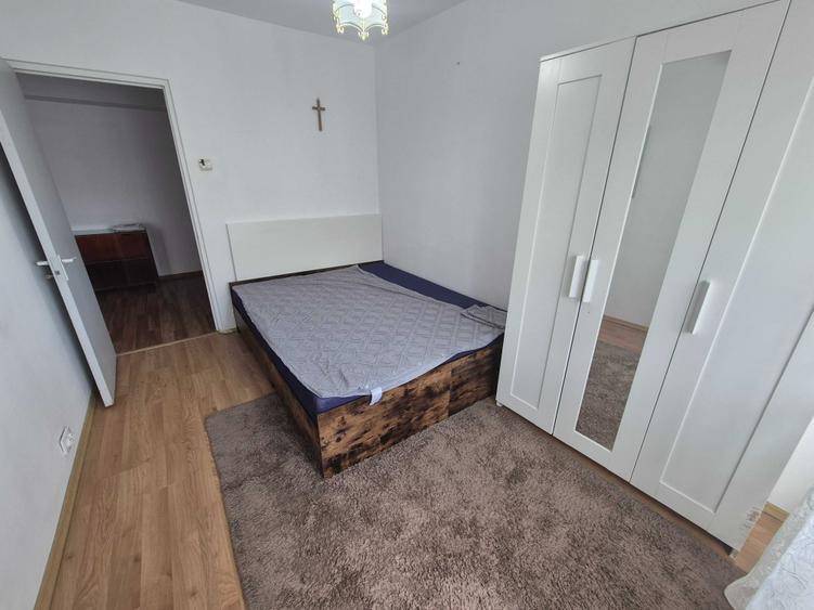 Apartament cu 3 camere decomandat în Banu Manta
