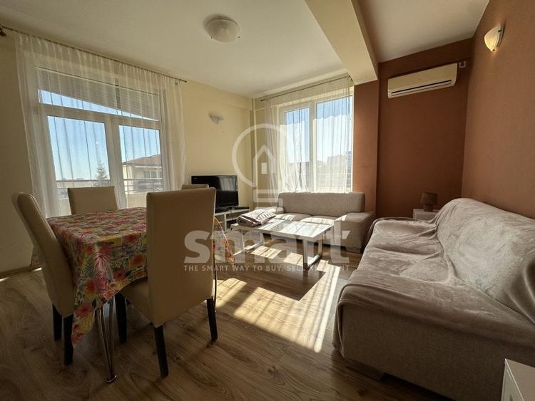 Apartament cu 4 camere semidecomandat, mobilat în Zorilor