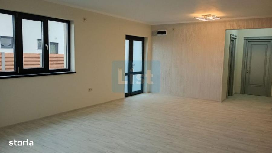 Casă cu 3 camere în Movileni