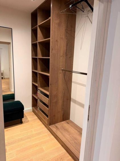 Apartament cu 3 camere decomandat, mobilat în Timpuri Noi