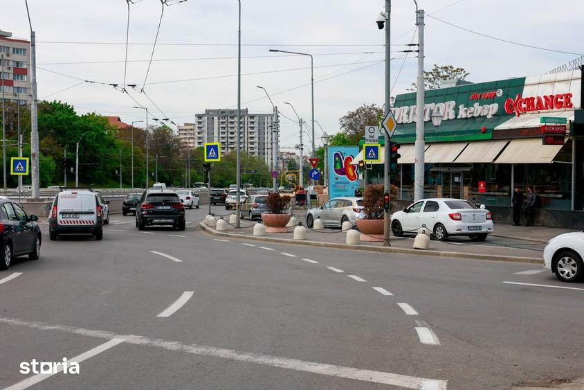 Teren de 10985 mp, în Văcăresti