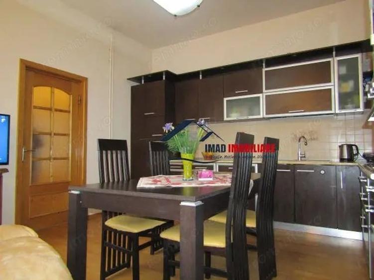 Casă cu 1 camere cu Teren 387 Mp în Central