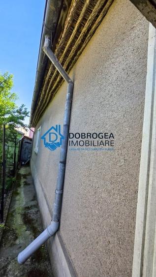 Casă individuală cu 4 camere cu Canalizare în Ultracentral